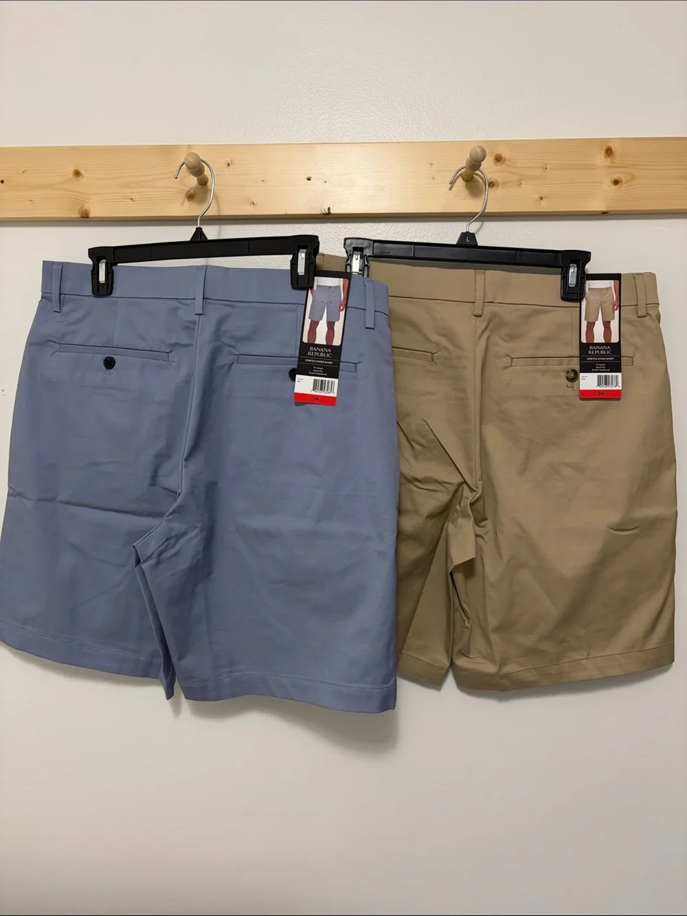 Banana Republic Men’s Flat Front Shorts — Light Blue & Khaki